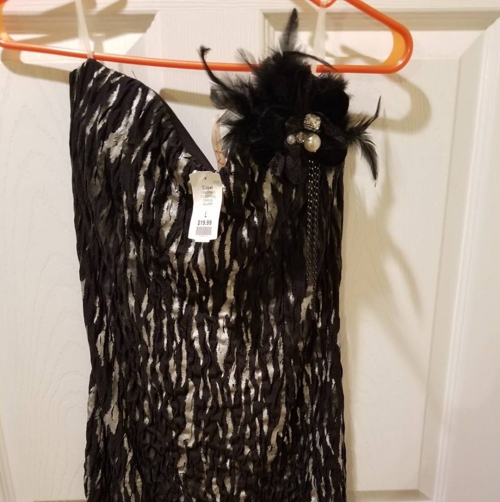 Sweetheart Neckline Mini Black & Silver Dress